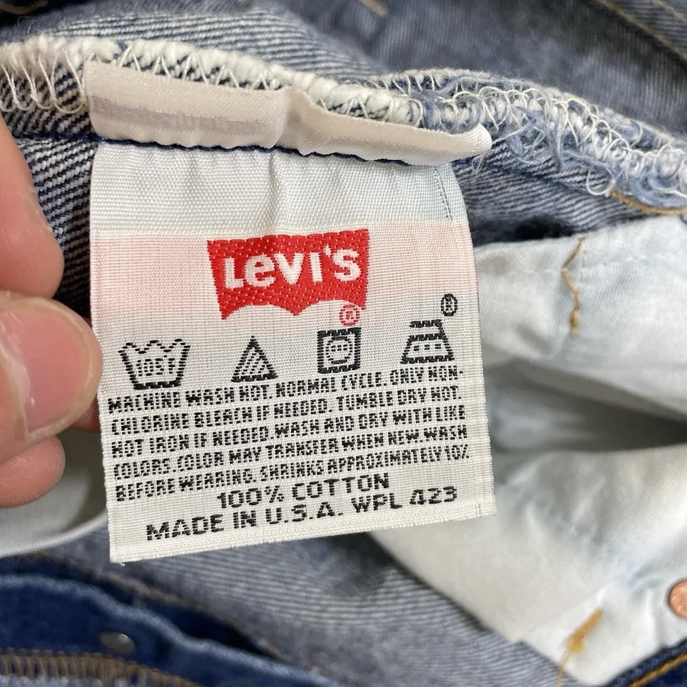 Levis item excellent