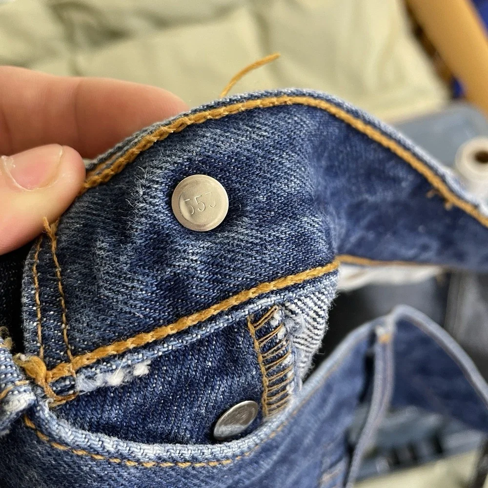 Levis item excellent