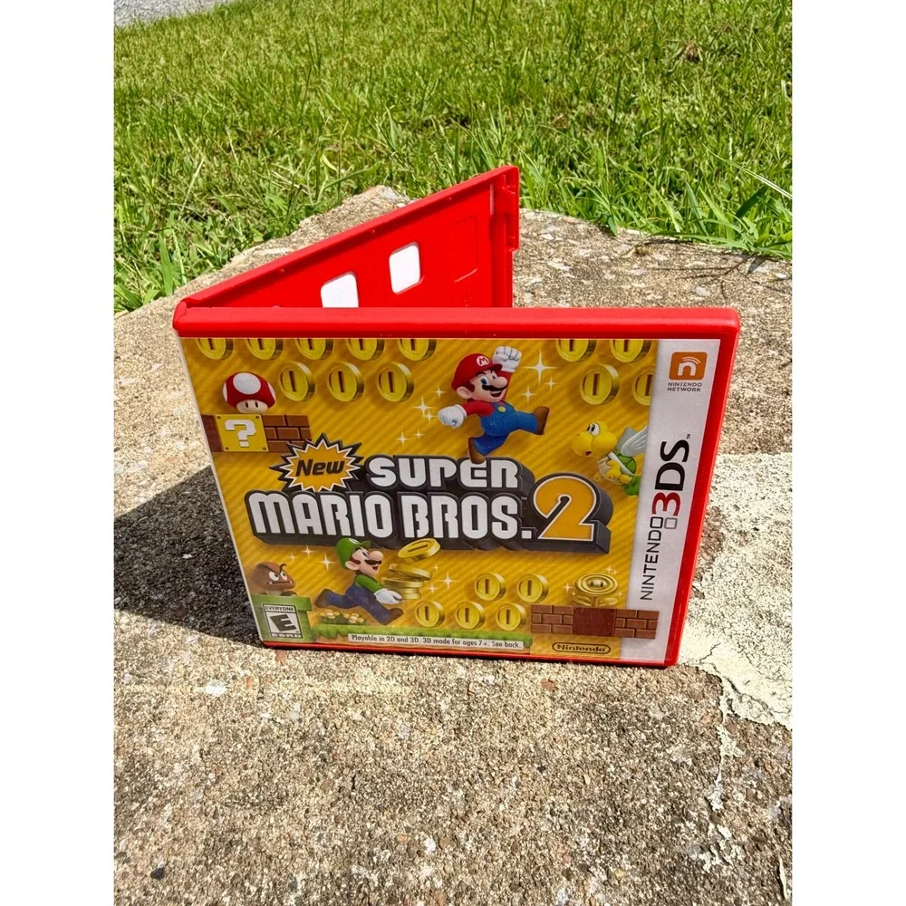 New Super Mario Bros 2 Nintendo 3DS Game Red Case Manual-Tested