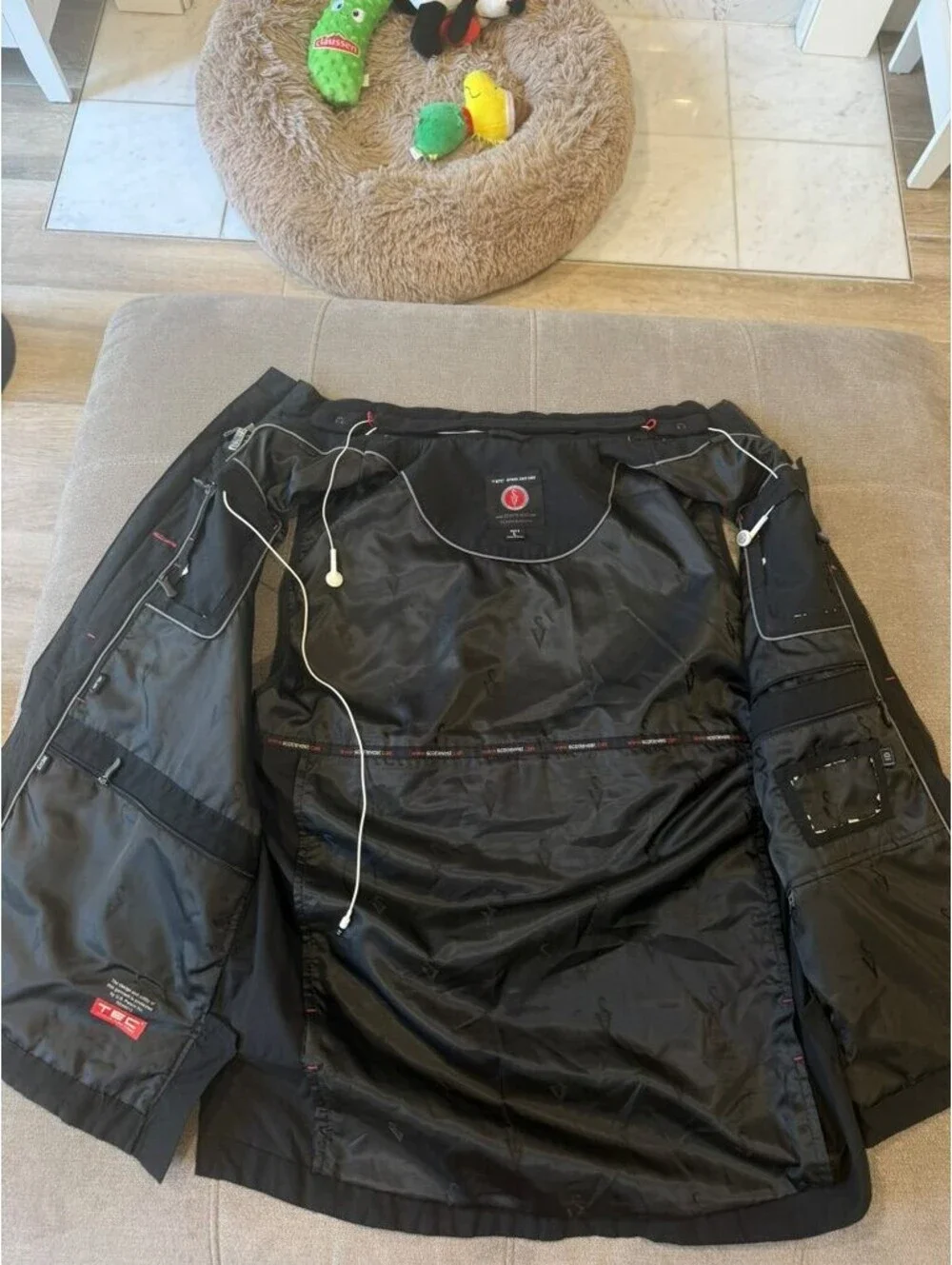 Scottevest sev tec