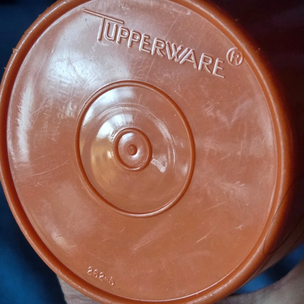 Tupperware vintage tall