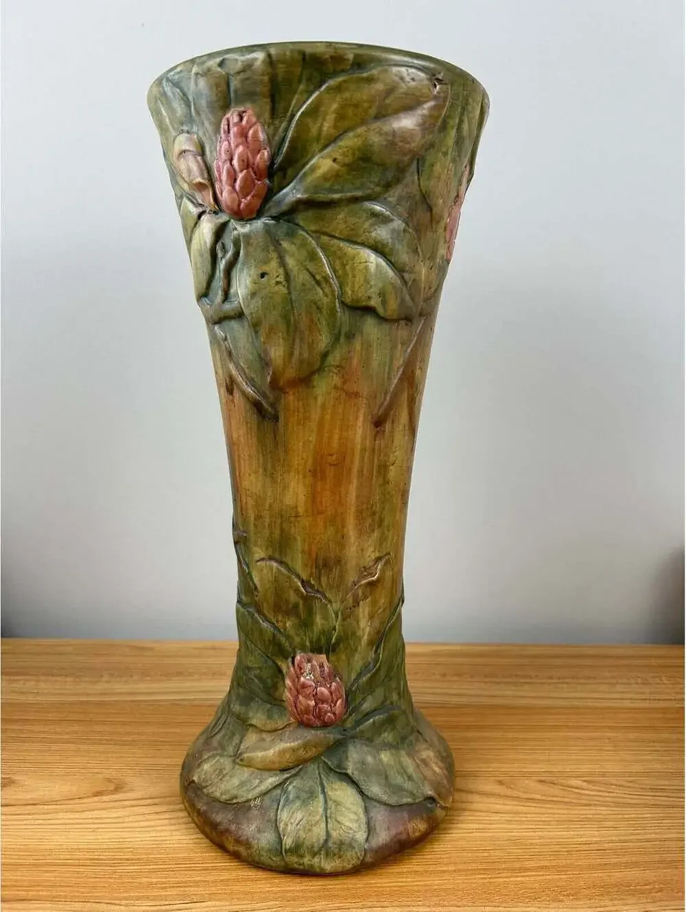 Weller beautifully sculptural