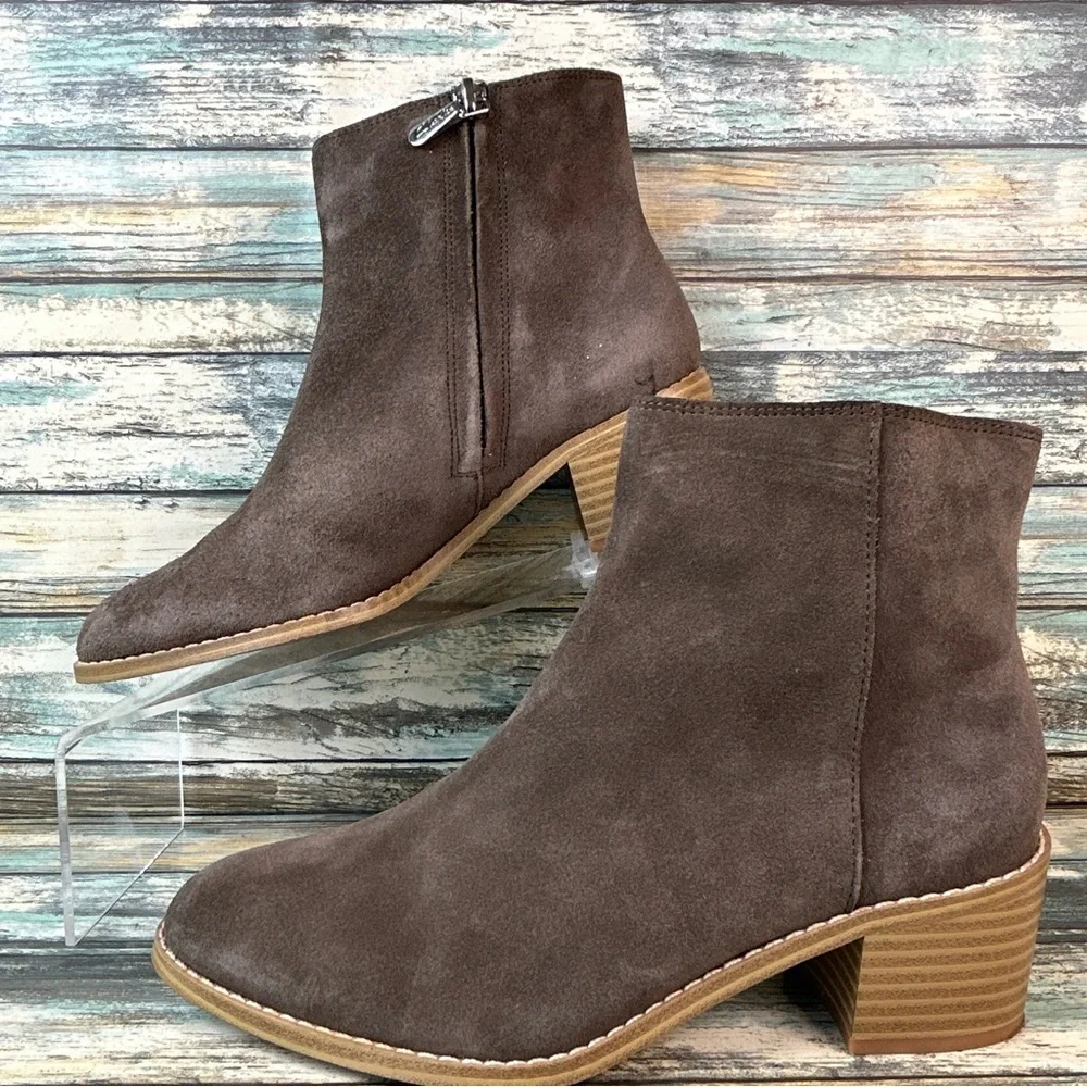 Clarks Sumerset Ankle Boot Womens 5.5 Gray Suede Block Heel Zip Up Dress Comfort