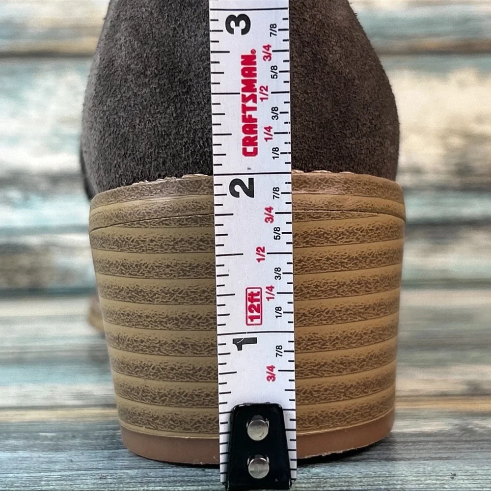 Clarks Sumerset Ankle Boot Womens 5.5 Gray Suede Block Heel Zip Up Dress Comfort