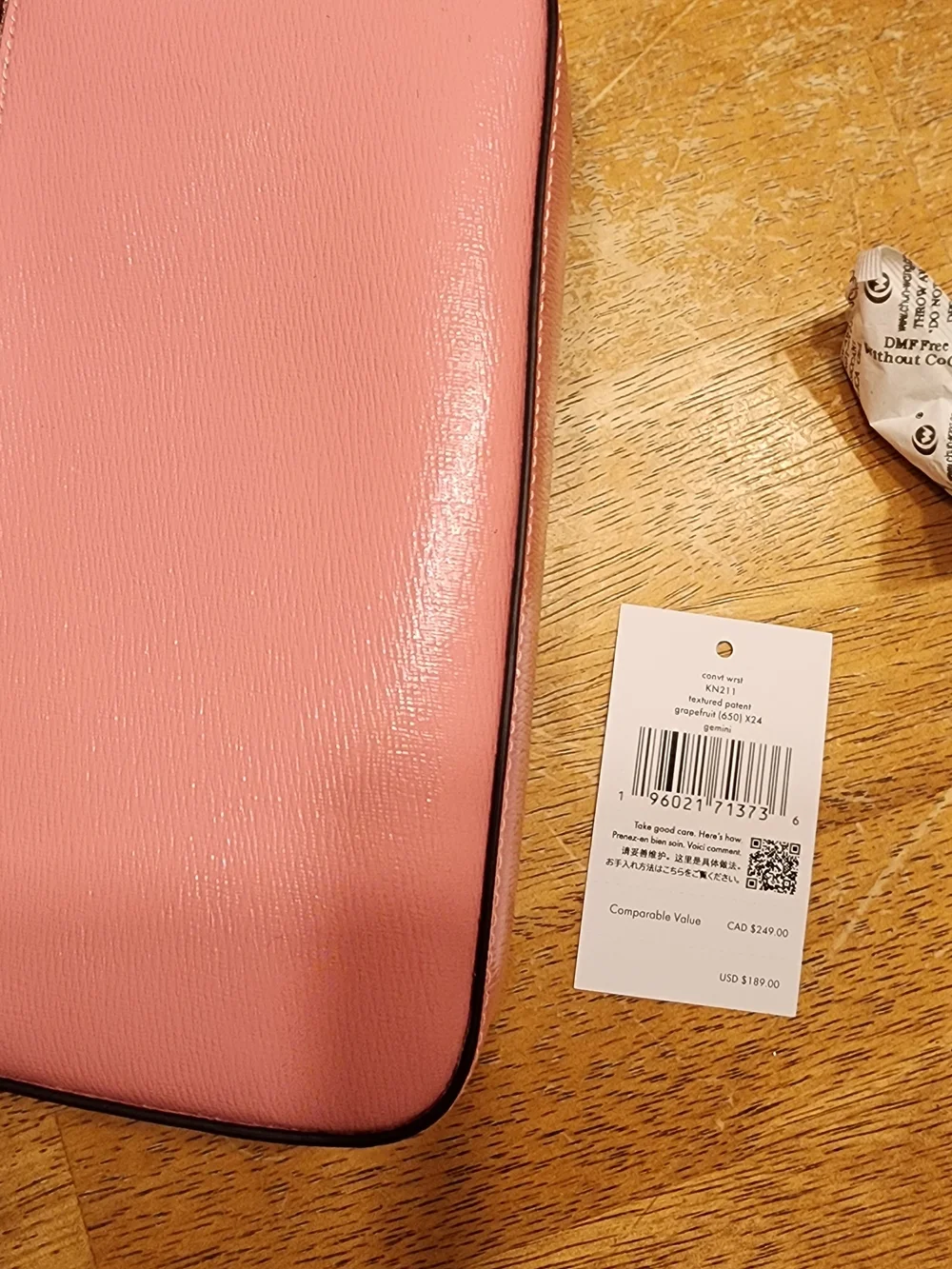kate spade tone top logo