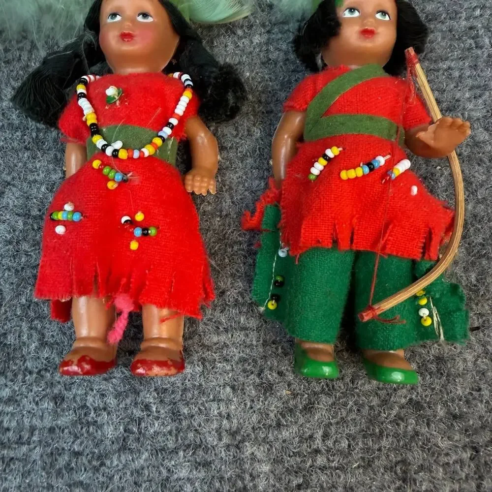 Unbranded vintage set