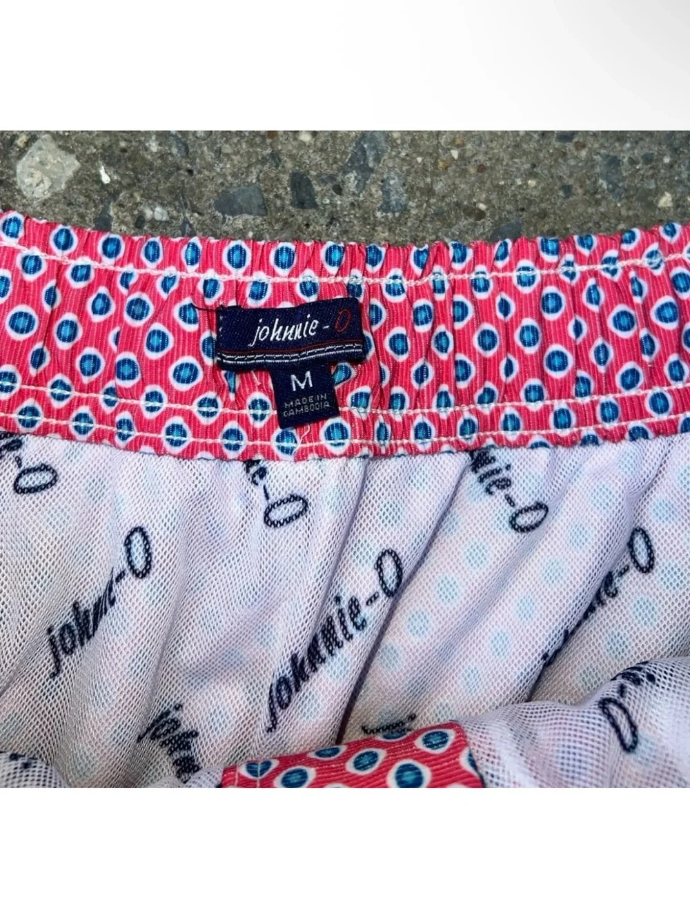 johnnie-O waist 32