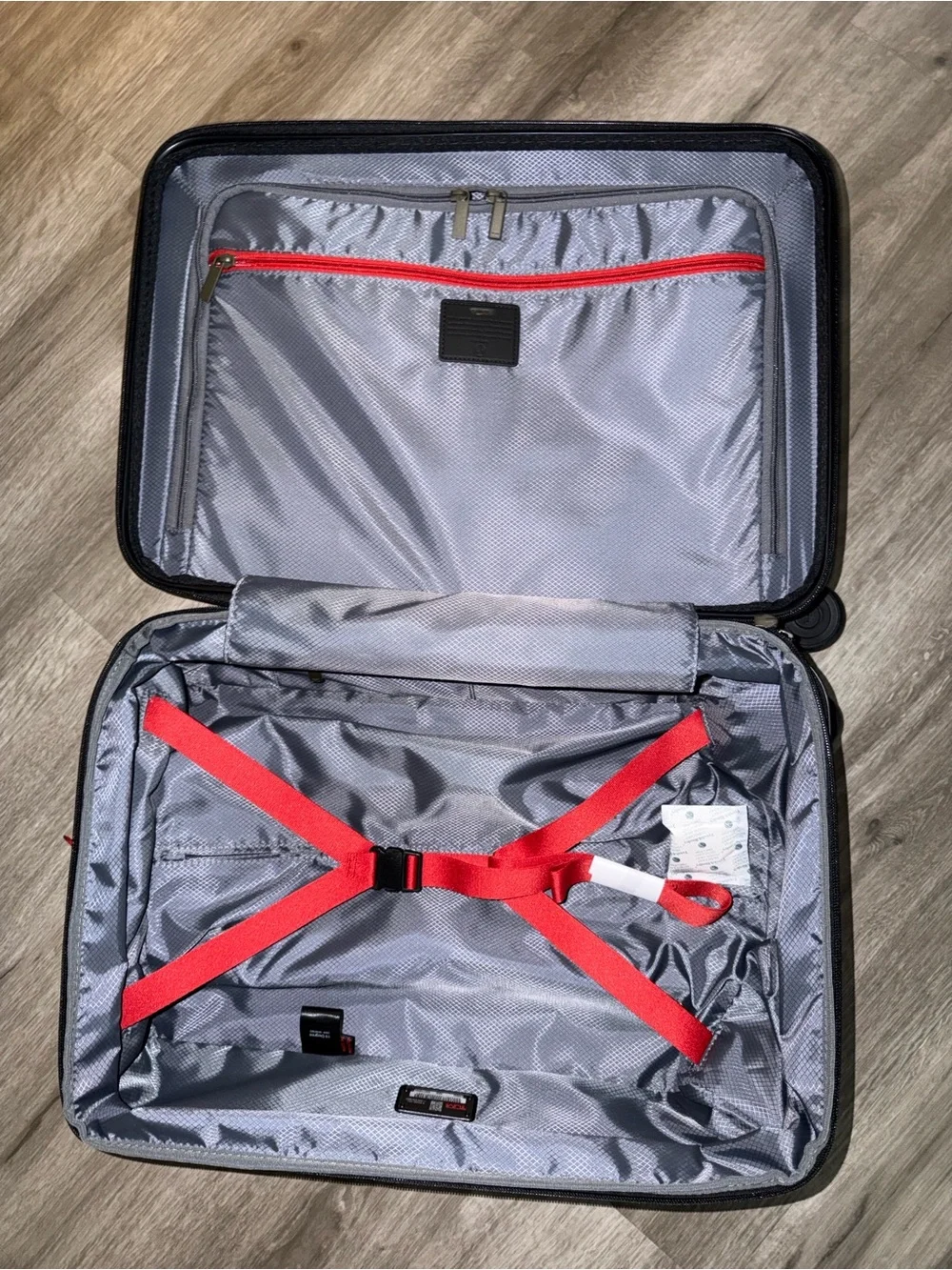 Tumi new tag