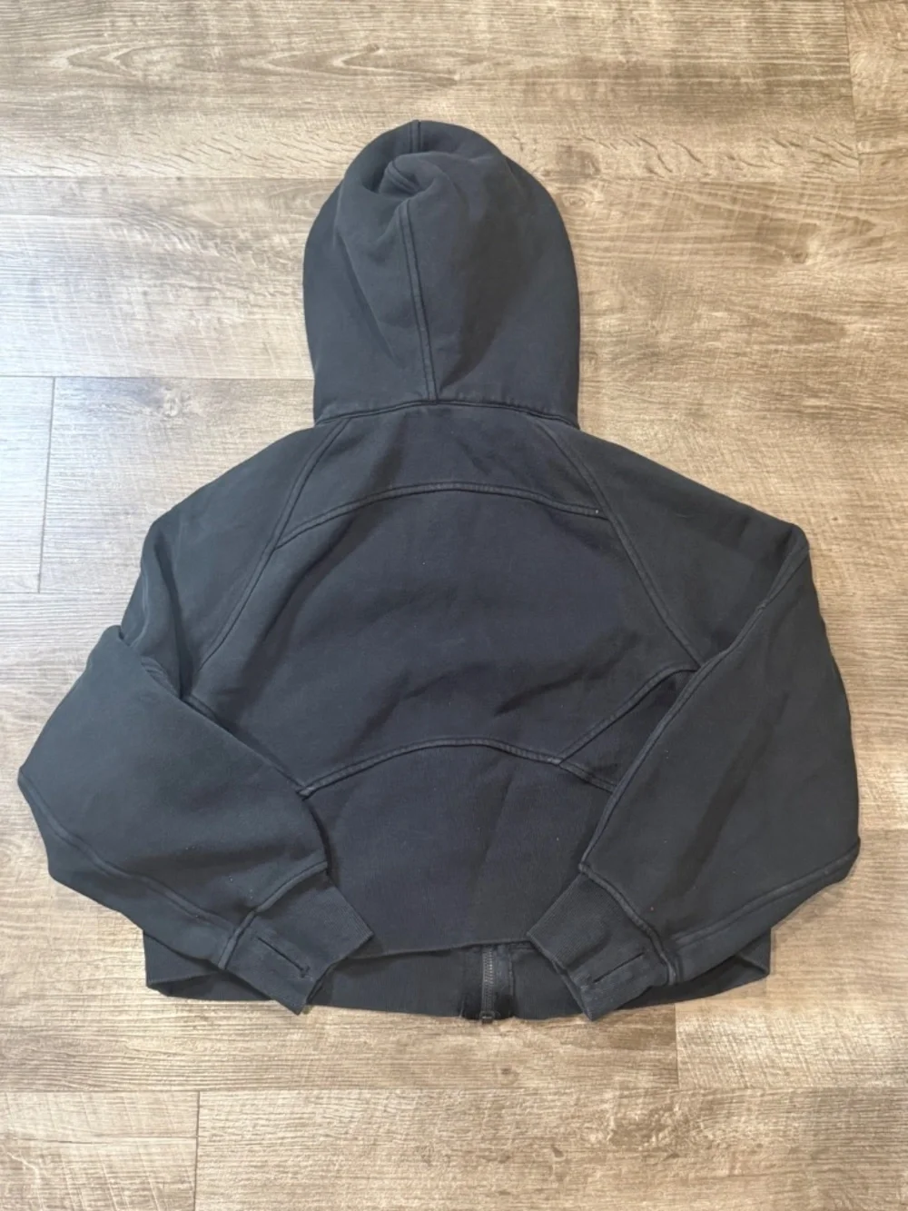 lululemon athletica good please