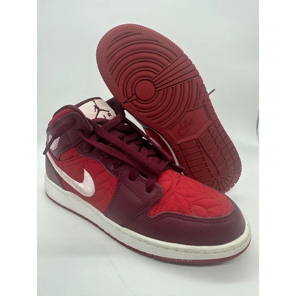 Nike ships within