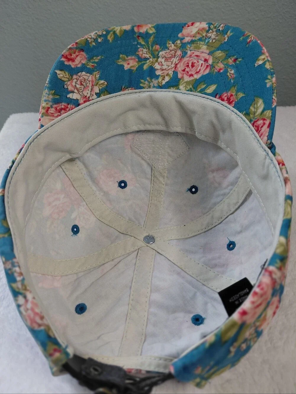 N/A obey hat