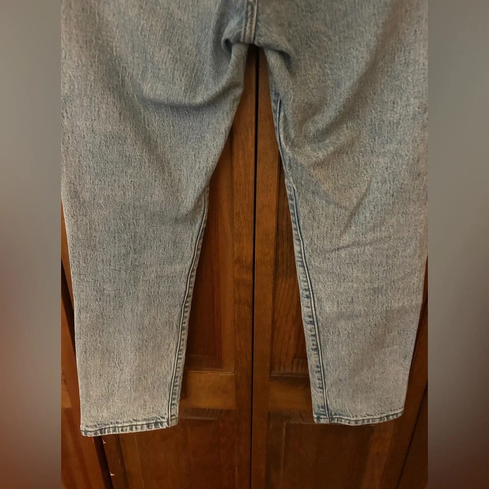 Levis levi’s red