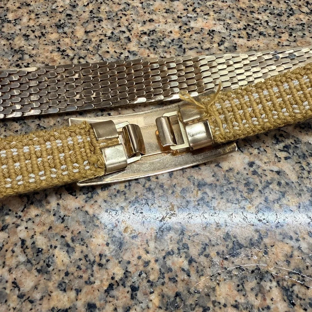 Source Unknown vtg stretch