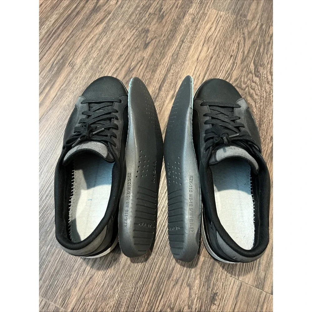 Kizik Vegas Black Leather Sneakers Unisex Men's 9.5 Woman's 10.Casual Shoes