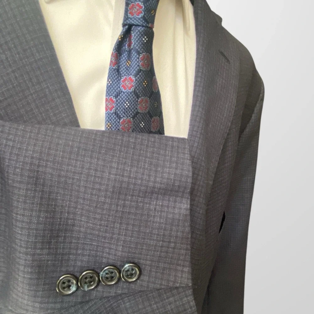 tom james executive collection
