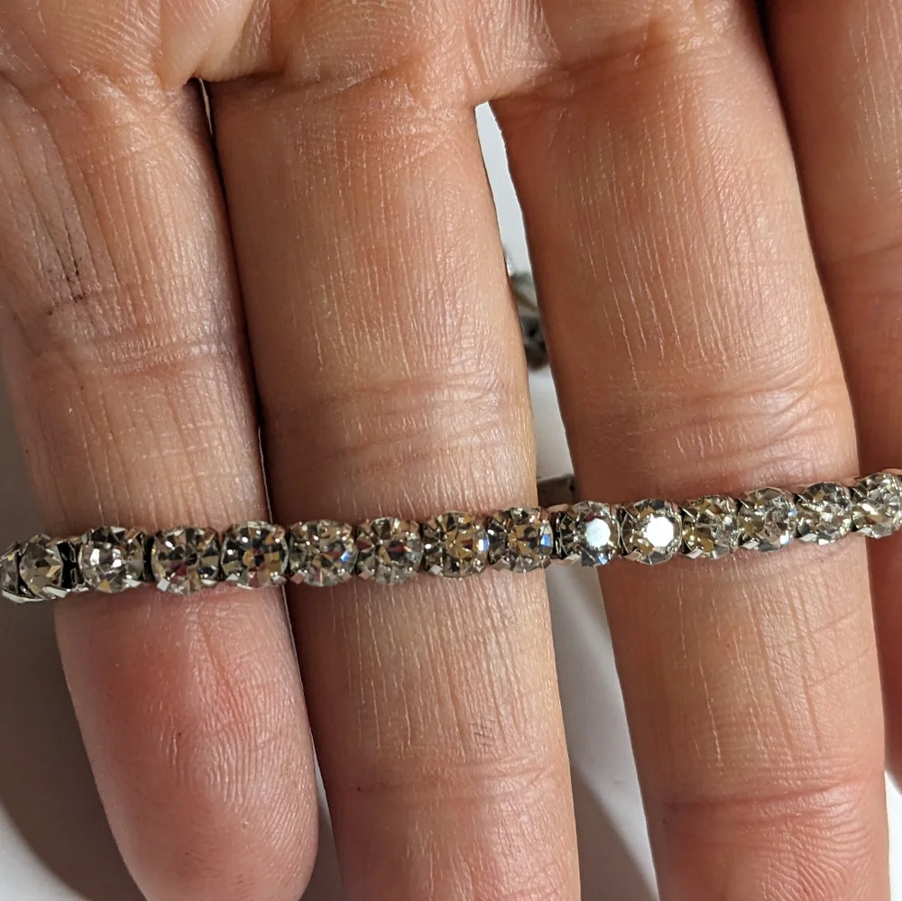 N/A silver tone