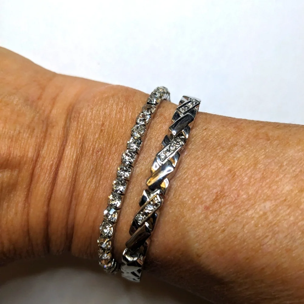 N/A silver tone