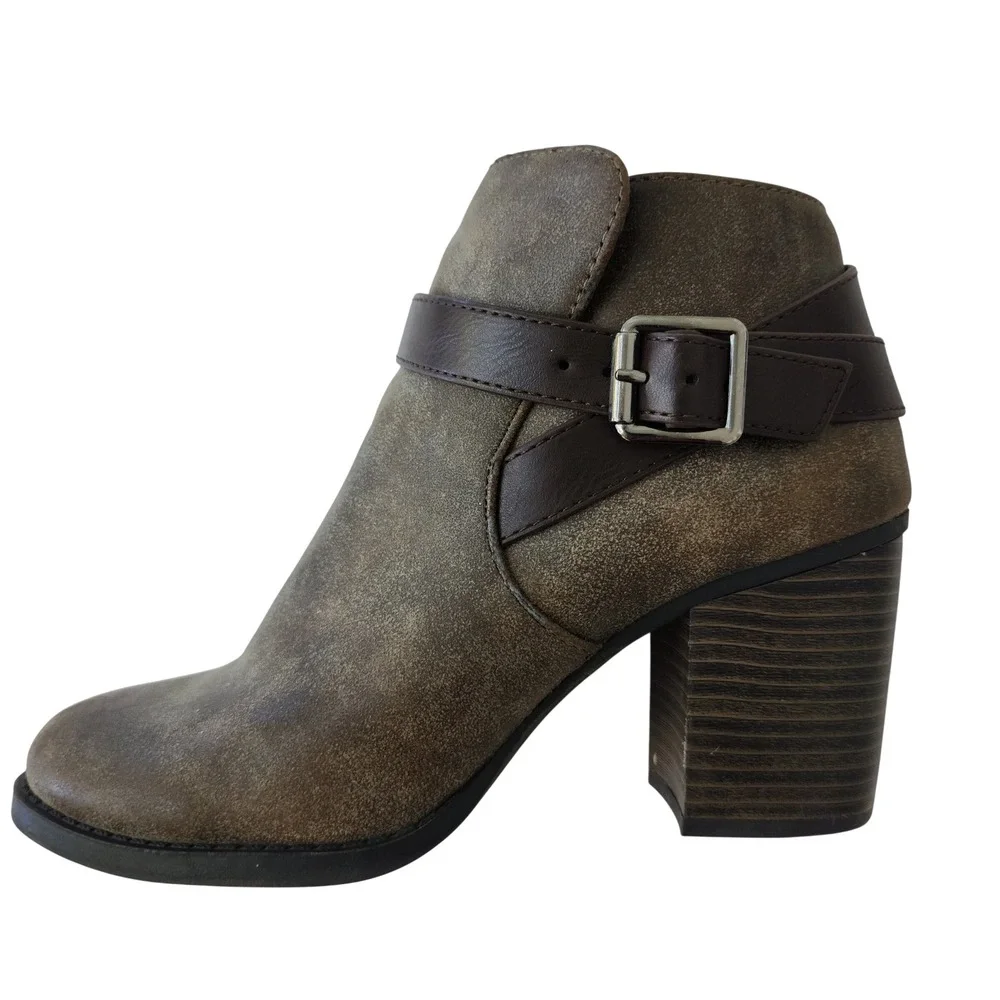 Soda ankle boots