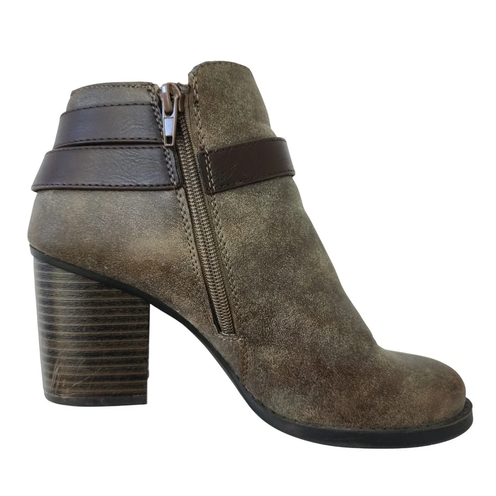 Soda ankle boots