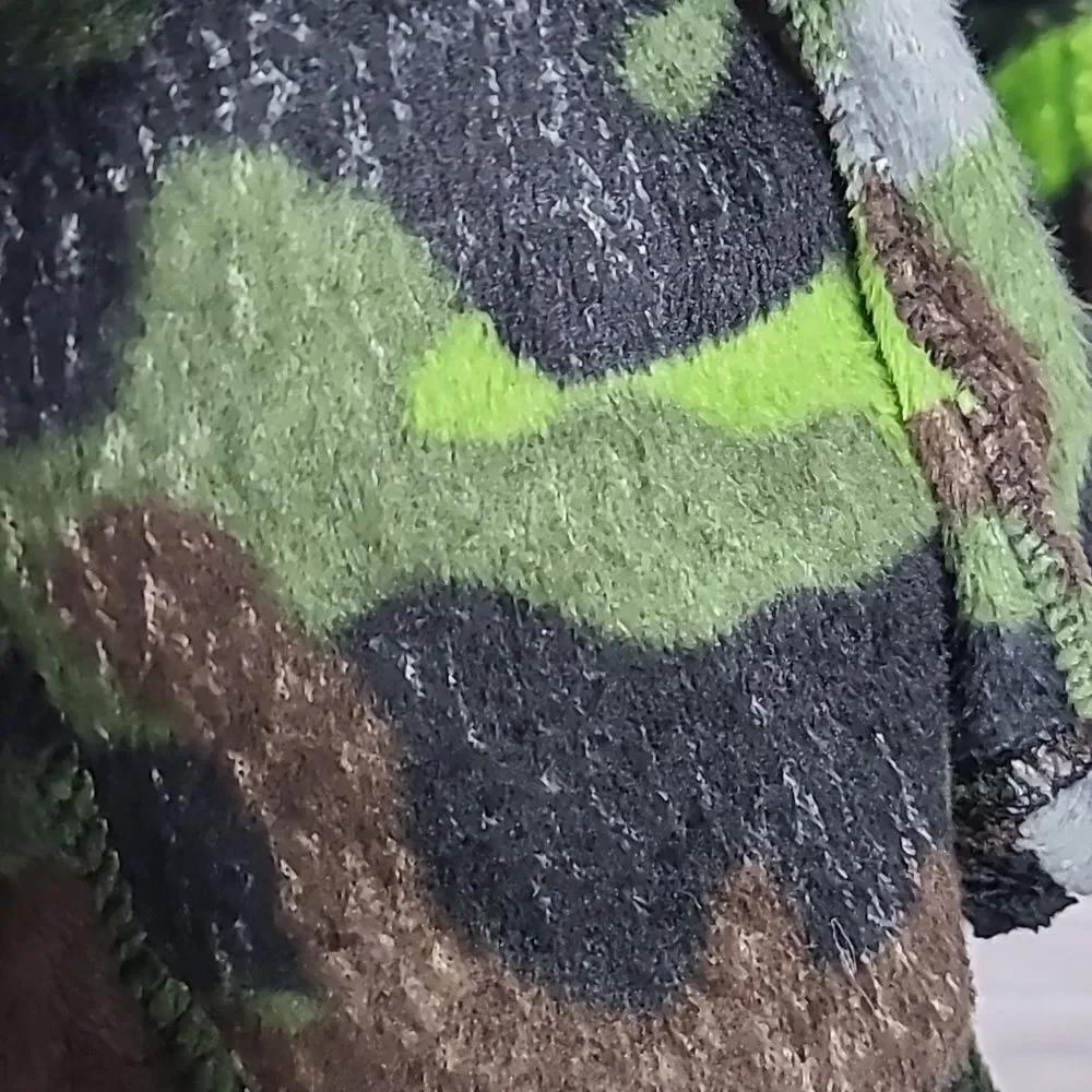 J. Khaki camo bathrobe