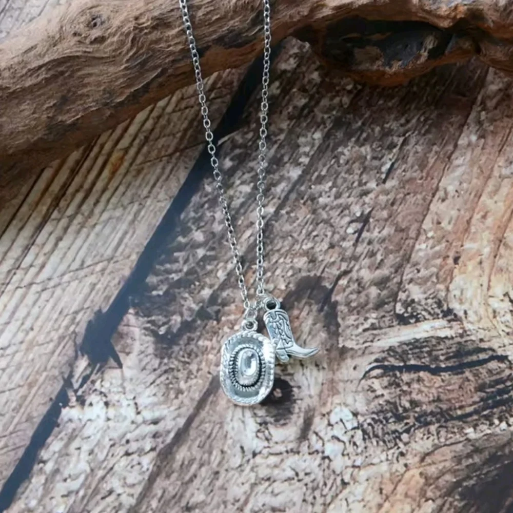 Oak and Isle classic silver