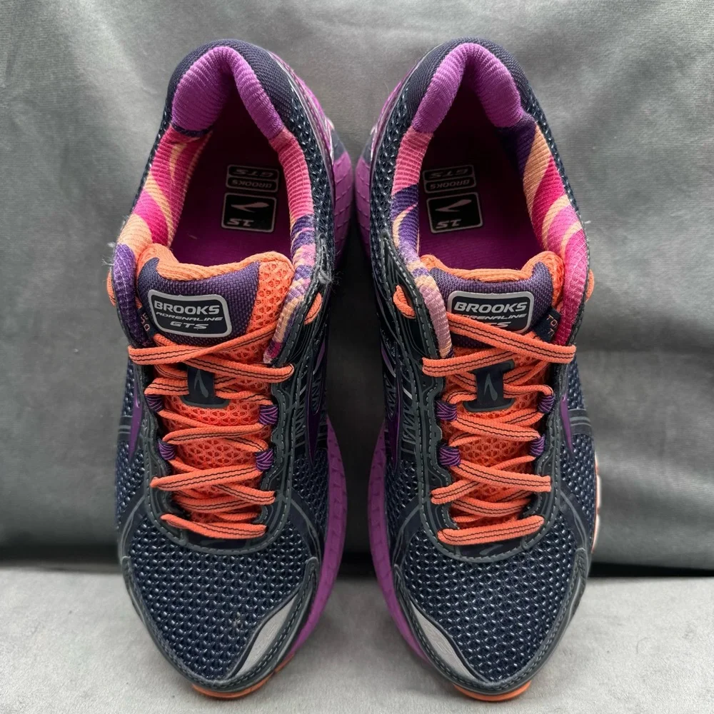 Brooks distance bold