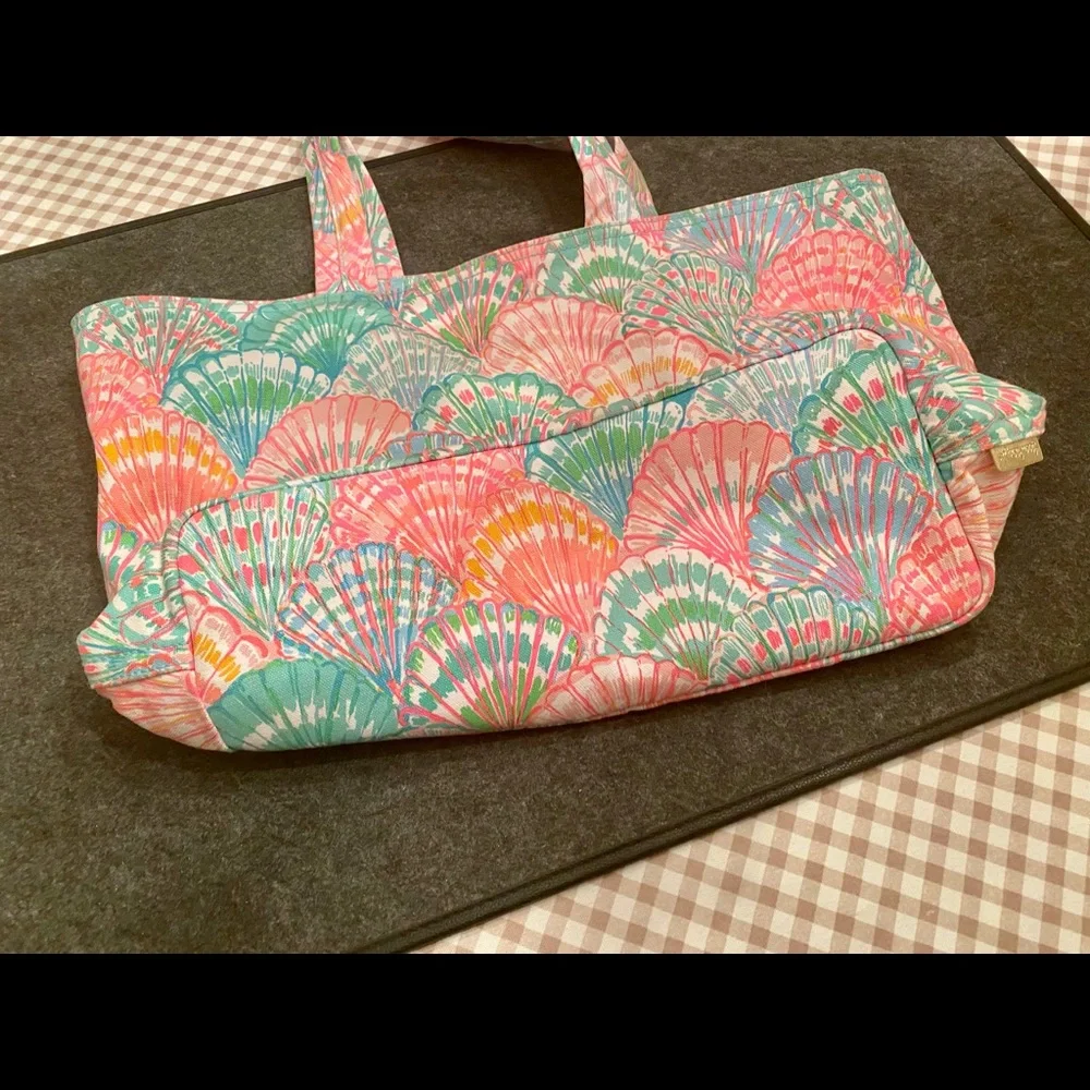 Lilly Pulitzer Multicolor Shell-Print Tote in Pink, Green, Blue