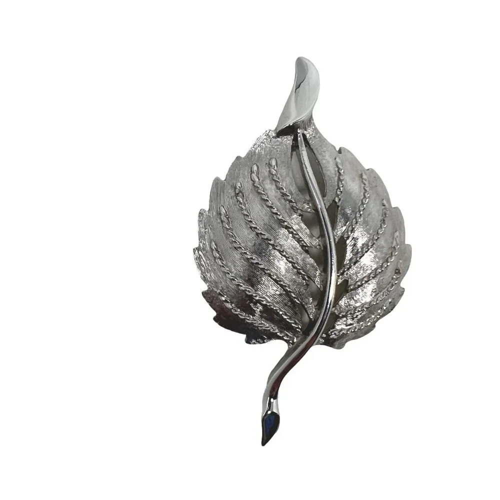 Monet Leaf‎ Brooch Silver Tone Brushed Textured Signed Vintage Pin