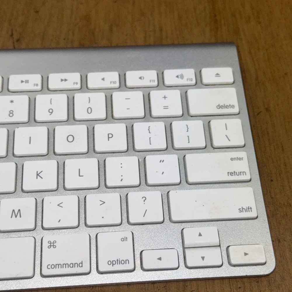 Apple button test peripheral