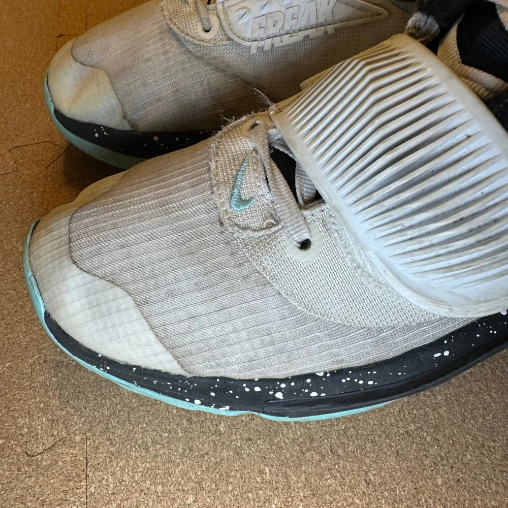 Nike smoke free