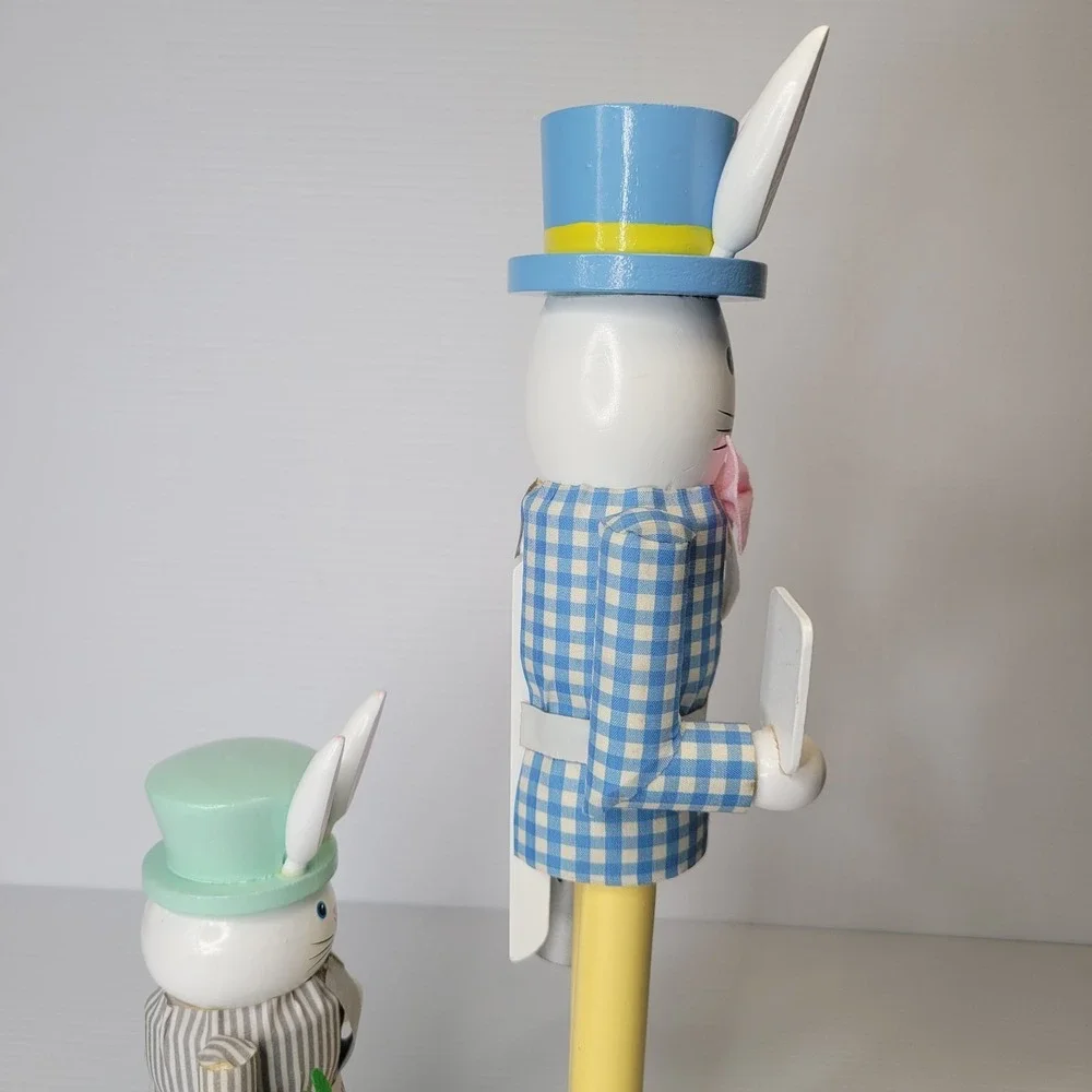 Tophat & Tail, Top Hat & Tail these are