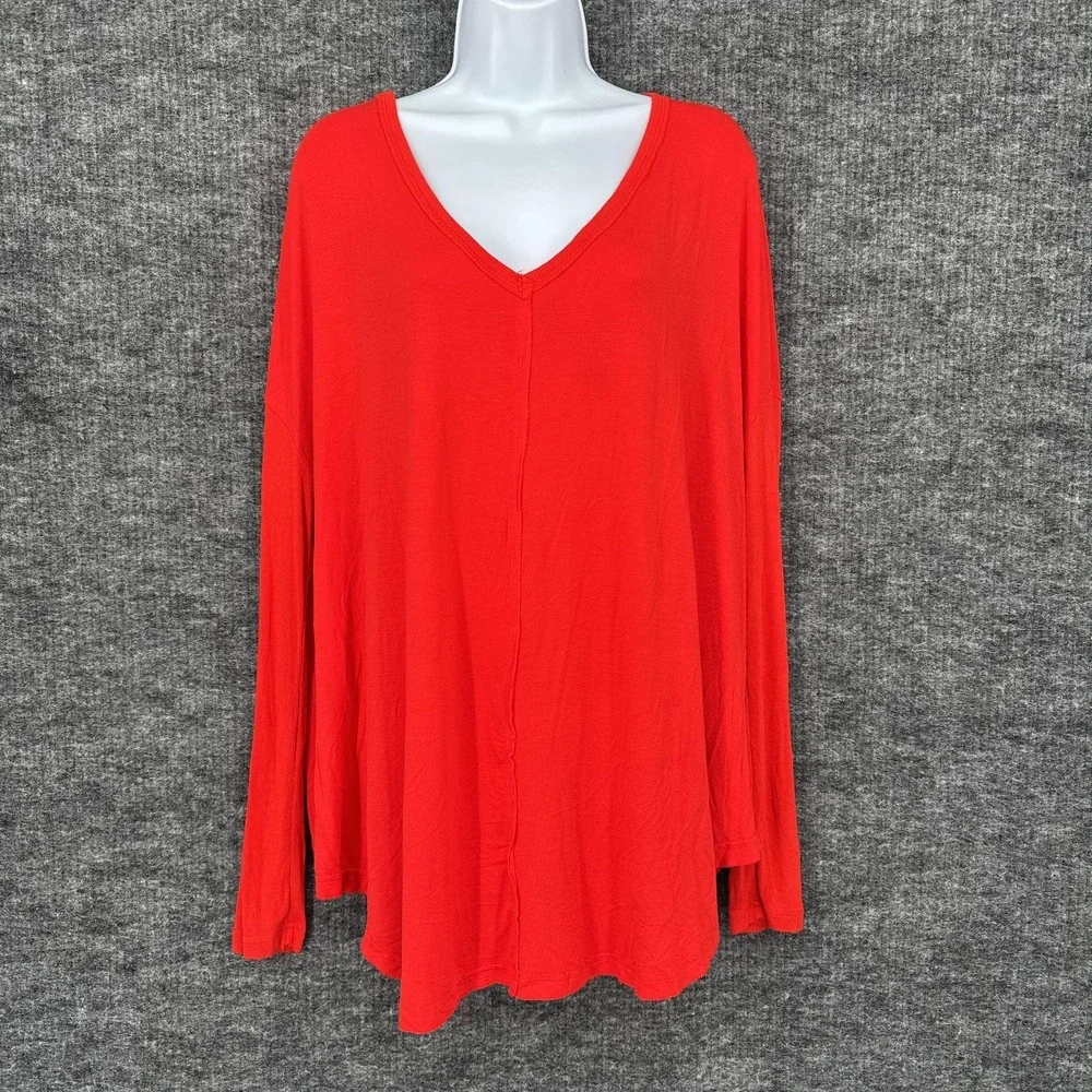Free People Shirt Womens M‎ Red Viscose Blend V Neck Long Sleeve Tunic Top