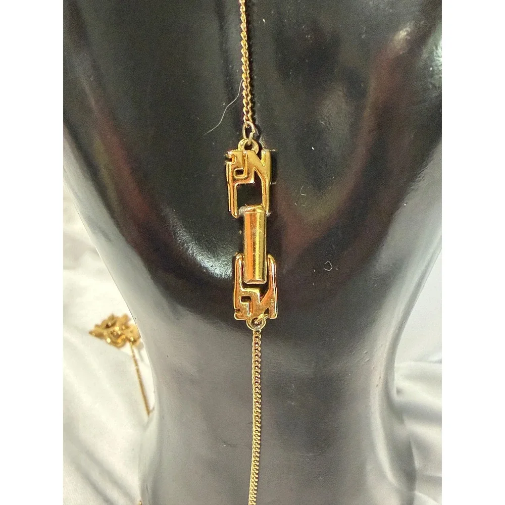 Nina Ricci excellent pre