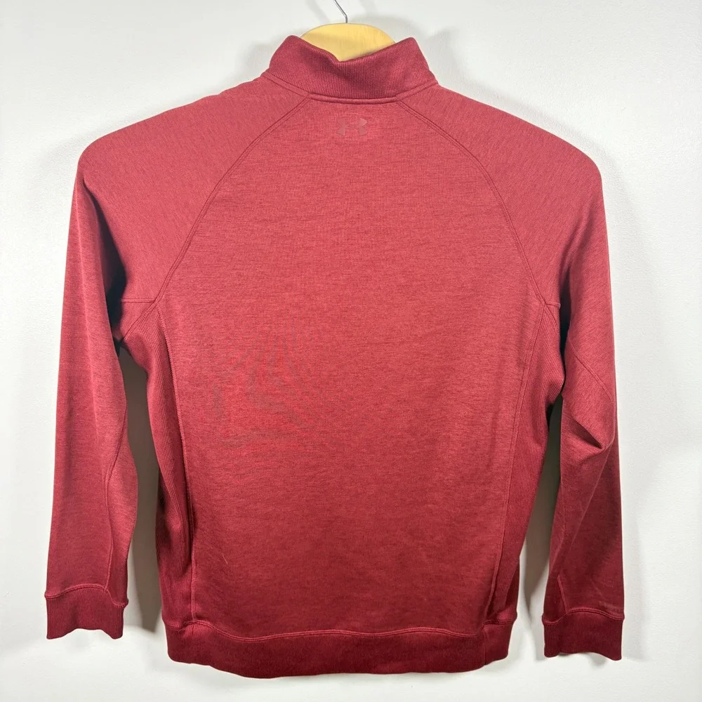 Under Armour coldgear signature placed