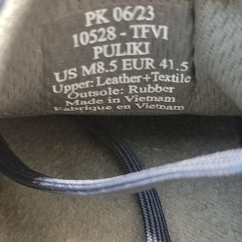 OluKai puliki vintage