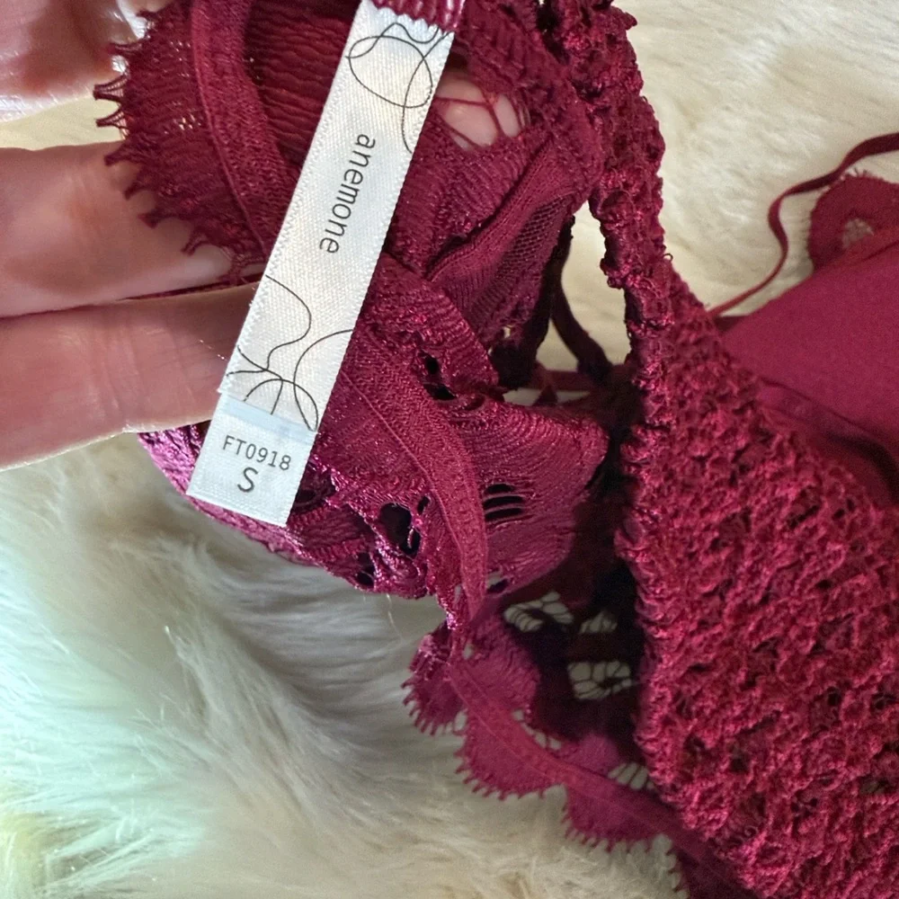 Anemone chic straps
