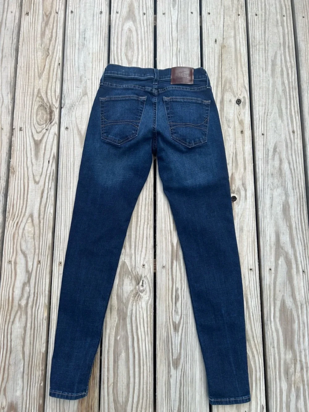 Hollister this pair
