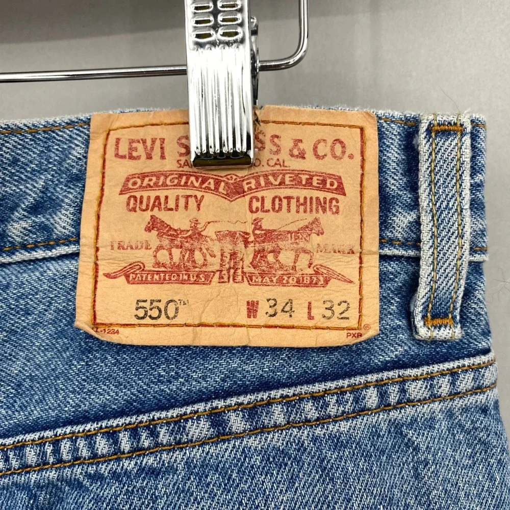 Levis levi 550