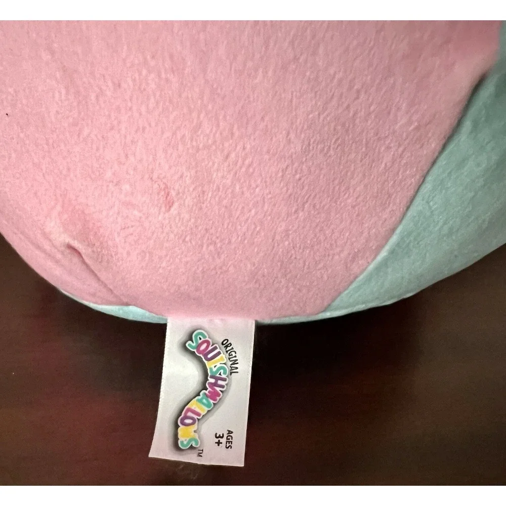 Kellytoy & Squishmallows penguin alike stuffed