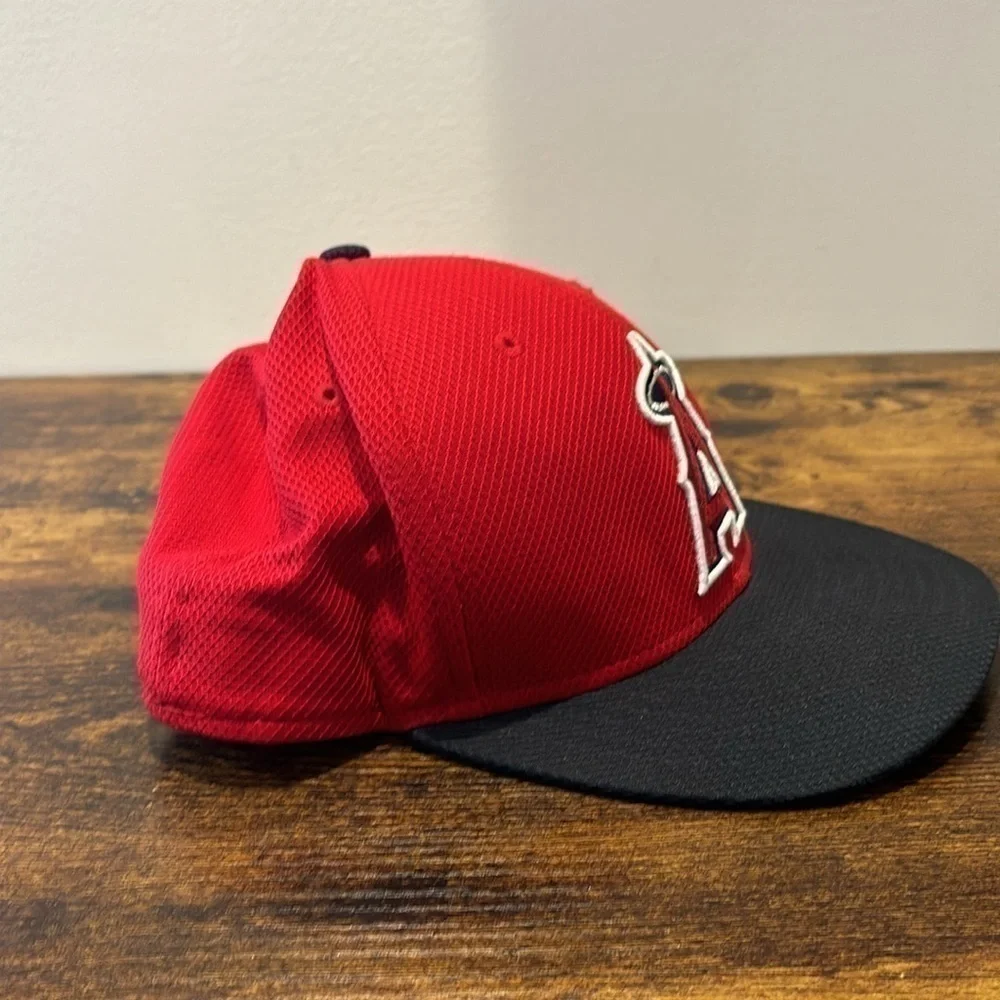 New Era excellent pre