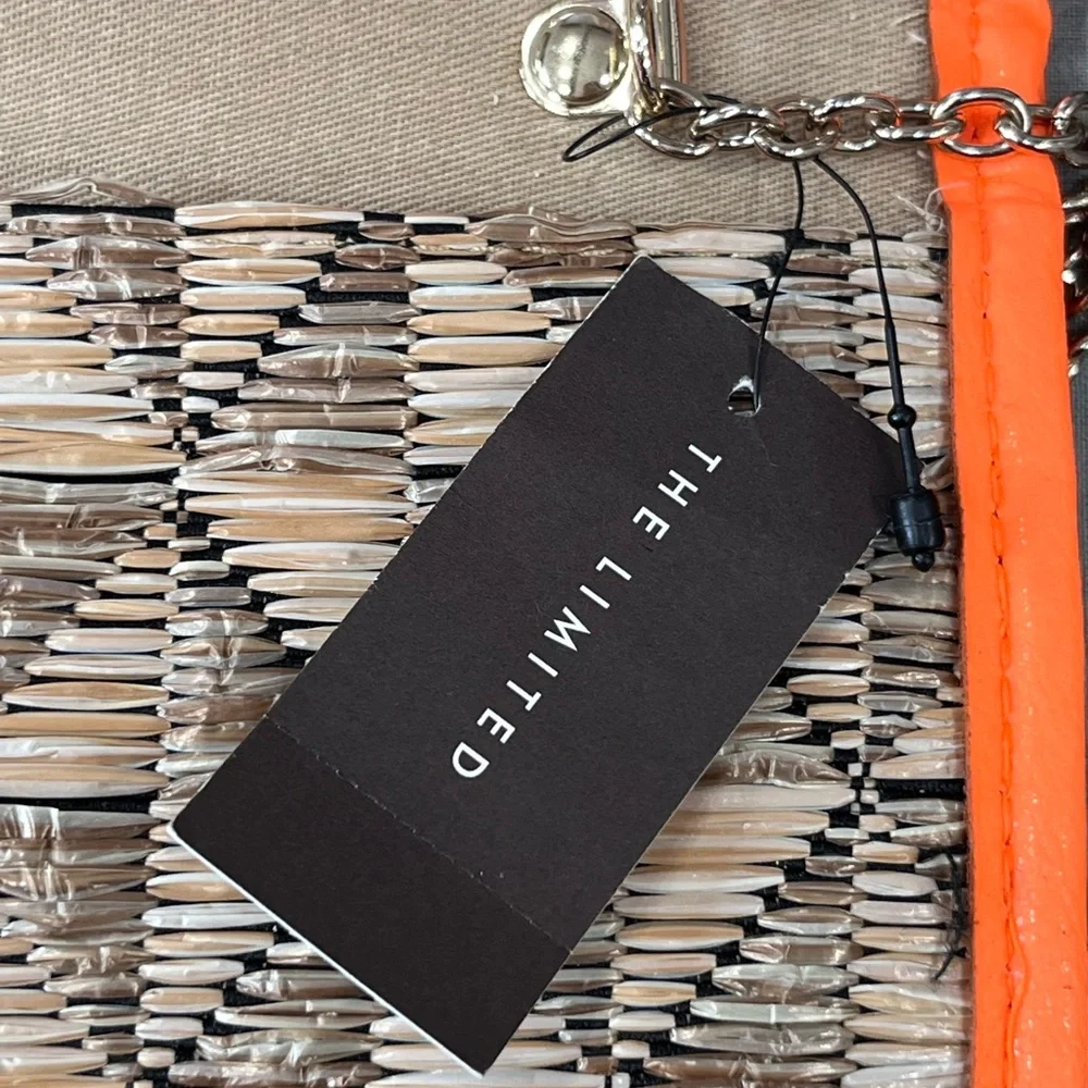 The Limited resort 14”