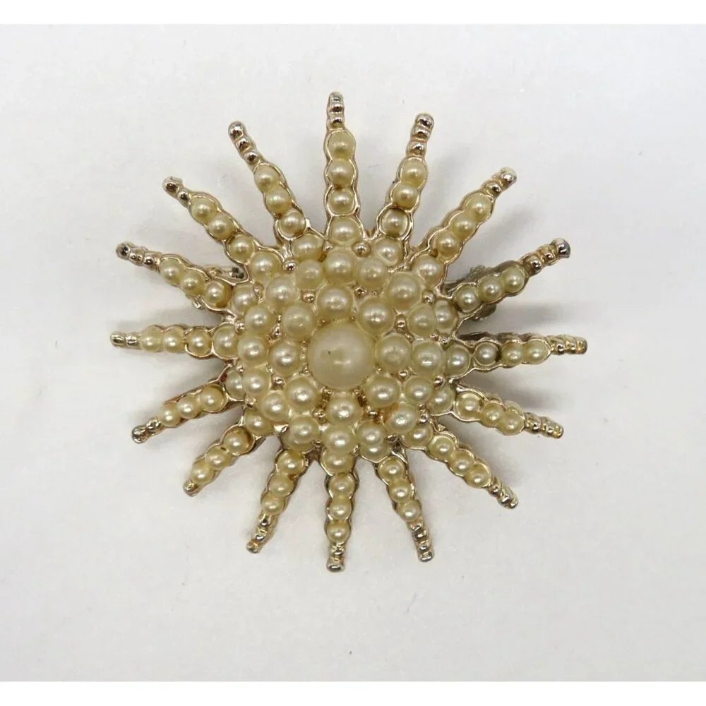 Vintage Starburst Brooch Graduated Imitation Pearls 2