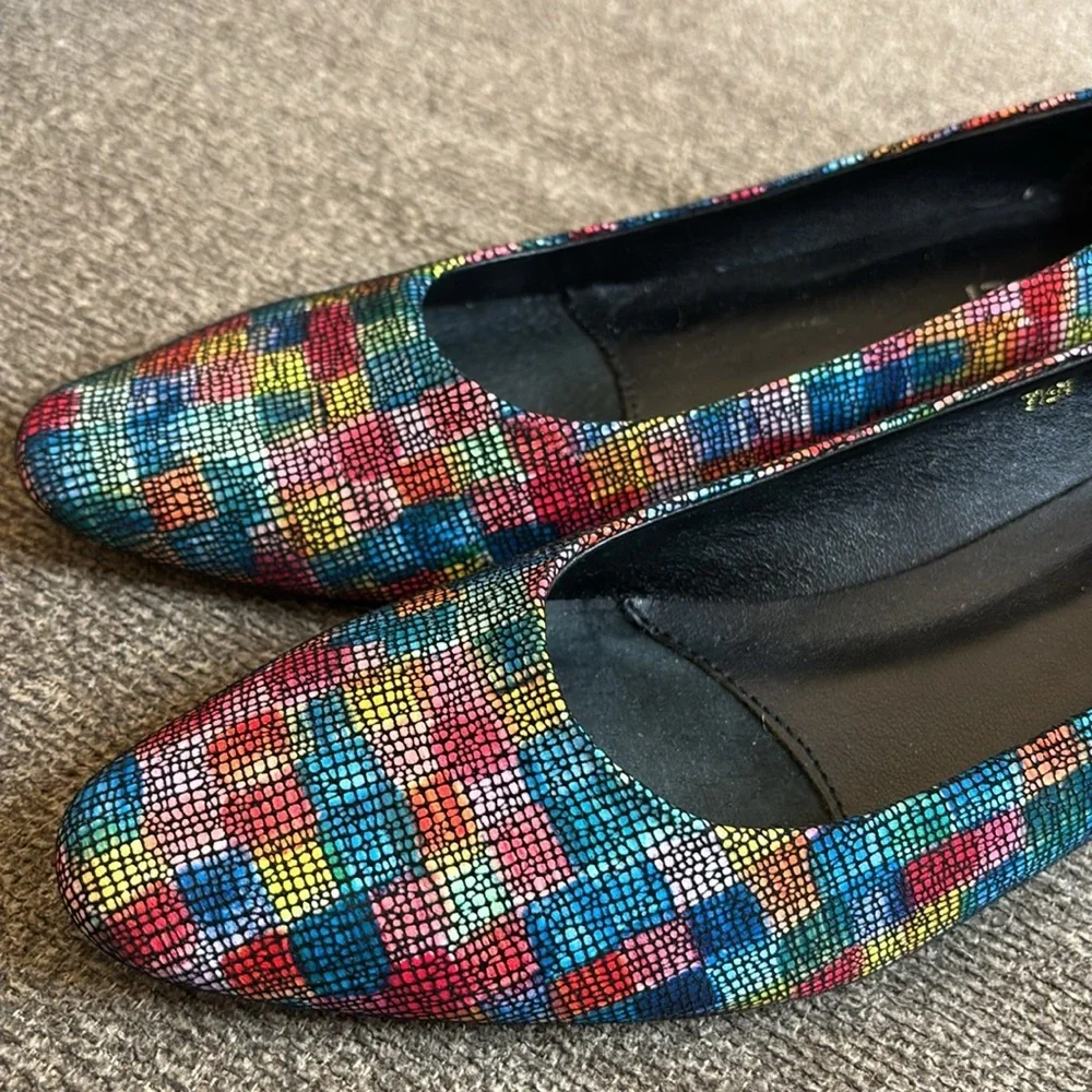 Vaneli Astyr' Almond‎ Toe Multi Color Pump Size 7.5