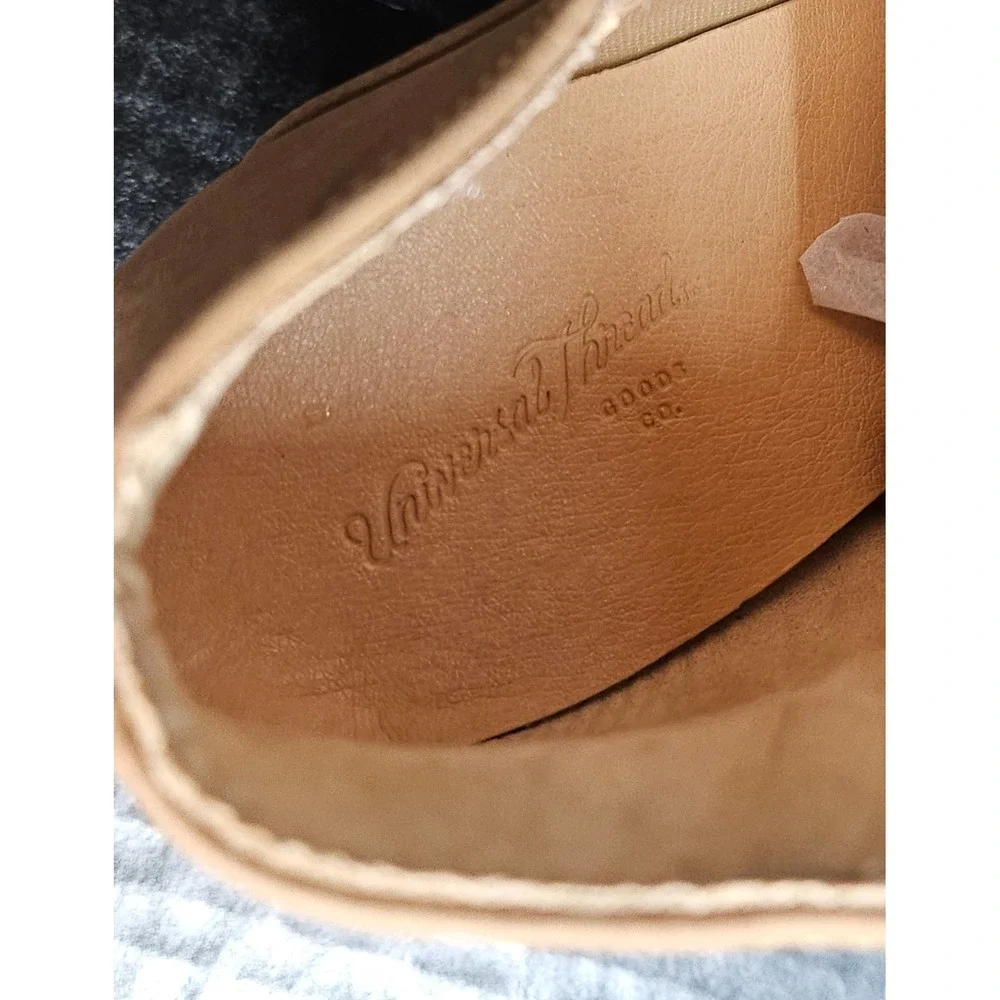Universal Thread boots are