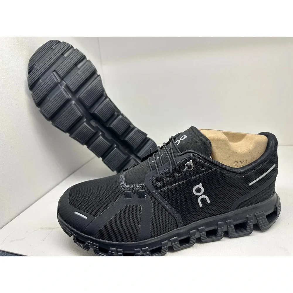 On Cloud 6 Wide Mens Running Shoes Black Black 3MG10431043 Size 9 Wide 2E