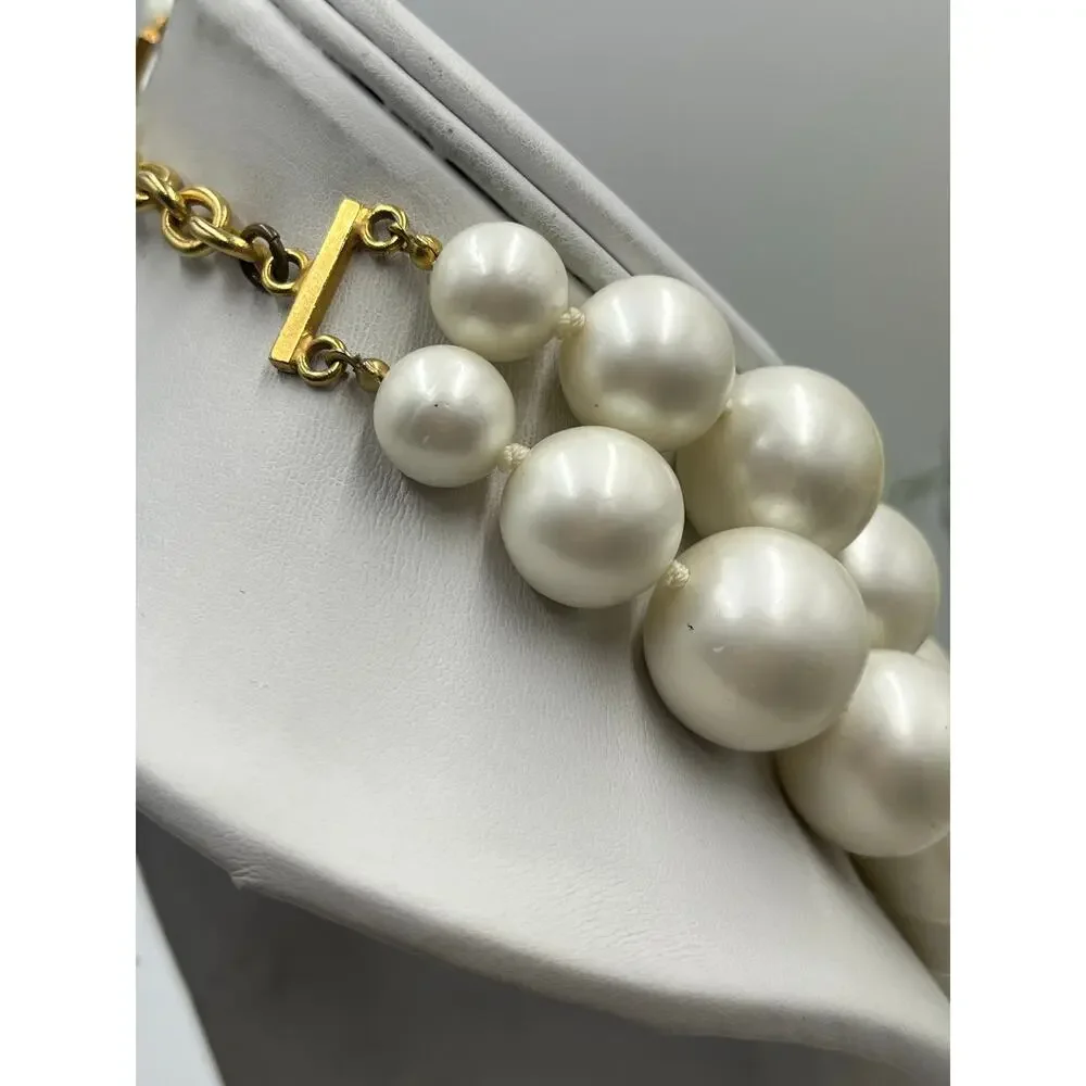 Unbranded ai knotted white
