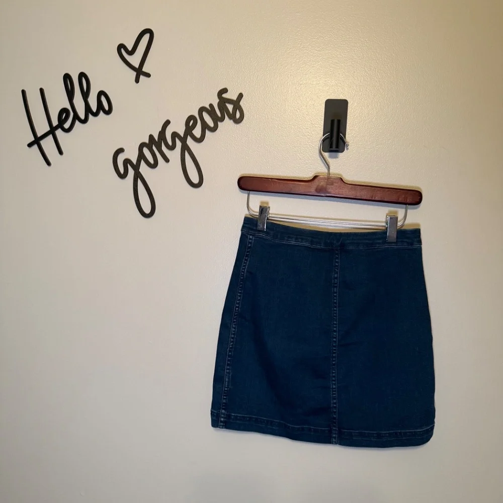 Free People This Way or That Dark Wash Denim Mini Skirt sz 4