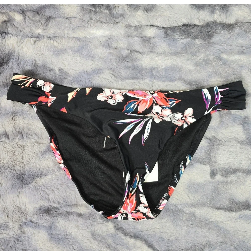 NWT Bar III Womens Tropical Floral Bikini Bottoms Black Pink size MD‎