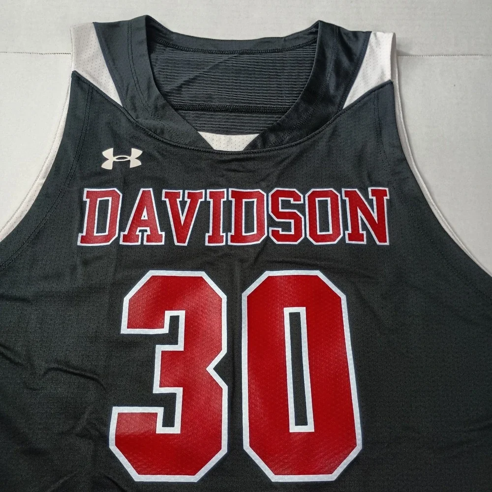 Under Armour jersey fans