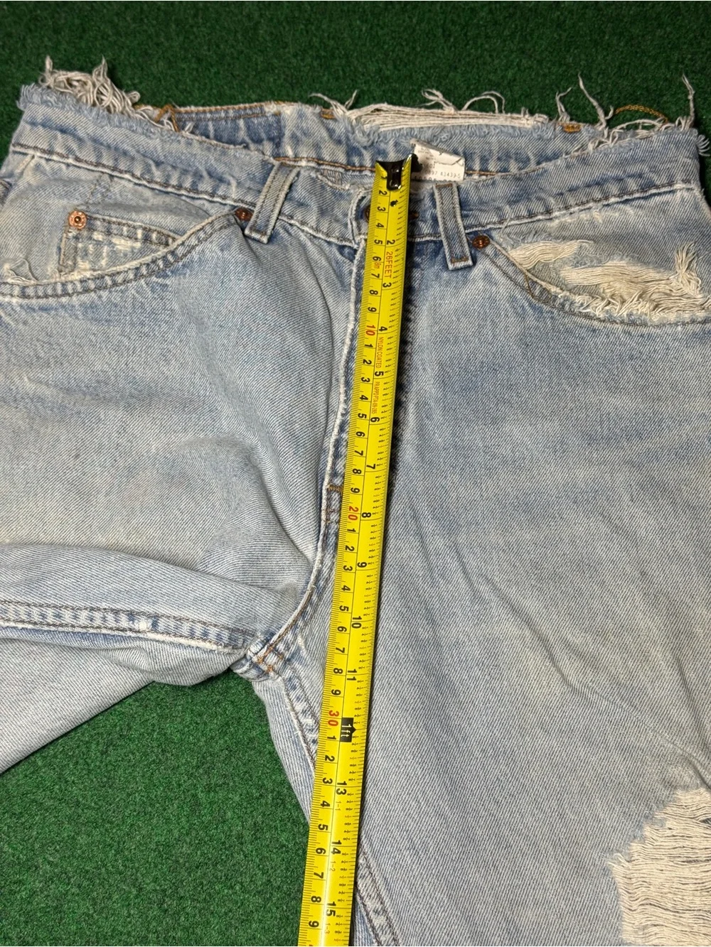 Levis 501 Vintage Jeans 30x33 Distressed Straight Leg 90s Grunge Thrashed